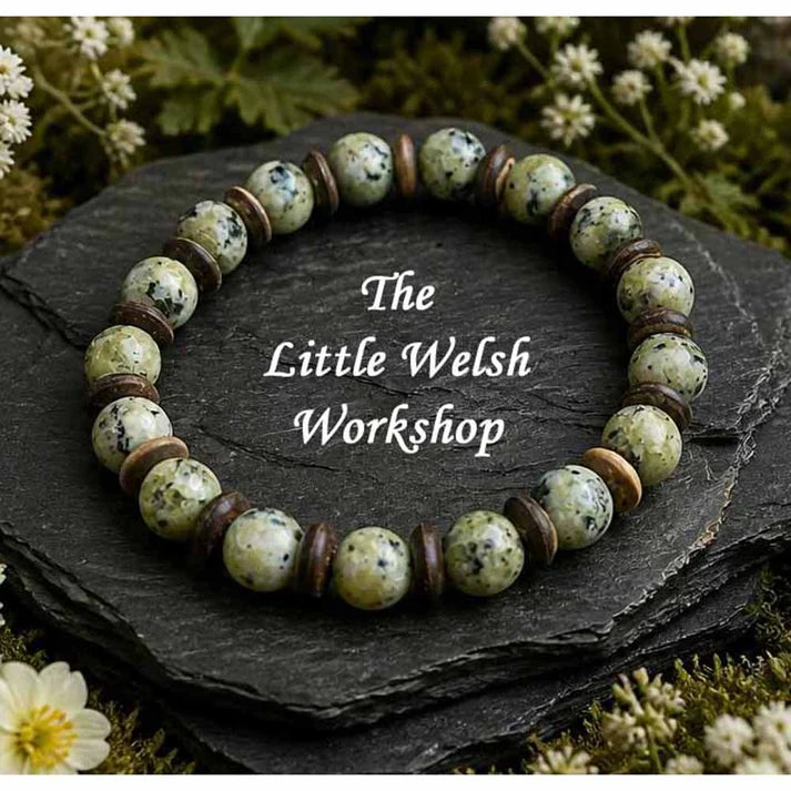 Jade (8mm) with wooden spacers